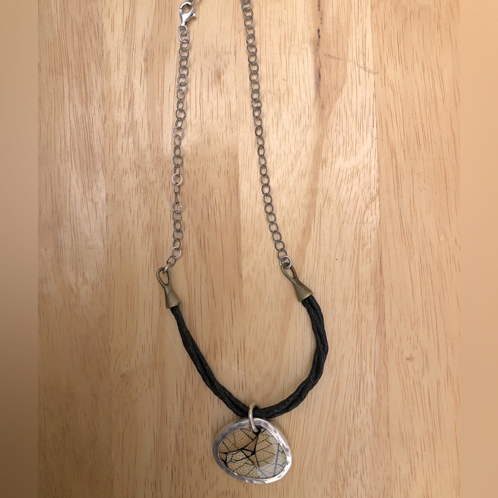 Silpada leaf necklace